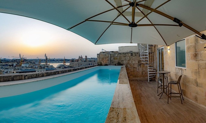 Bouvet Island House | Moon Malta Boutique Stay with Rooftop Pool Sea Views of Valletta, Grand Harbour