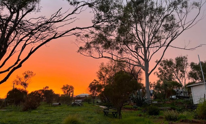 Northampton Bed & Breakfast | Mooniemia Farmhouse Bed and Breakfast