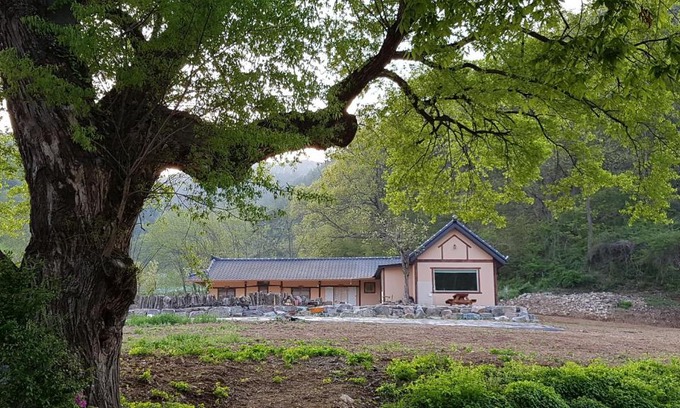 Cheongsong House | Moonlight House