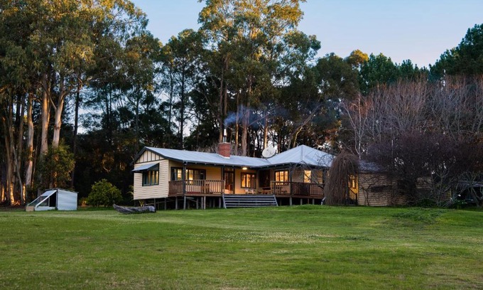 Rosa Brook House | Moonrise Farm