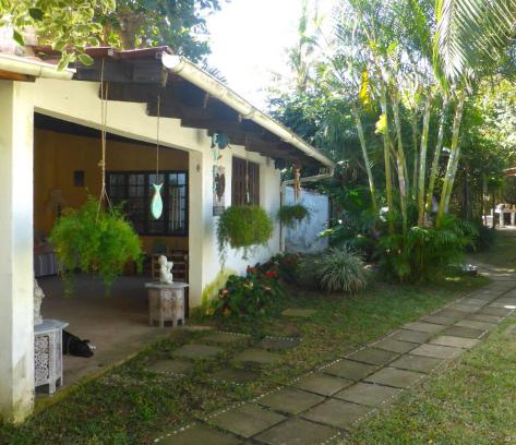 Lopes Bed & Breakfast | Moonstone Lodge