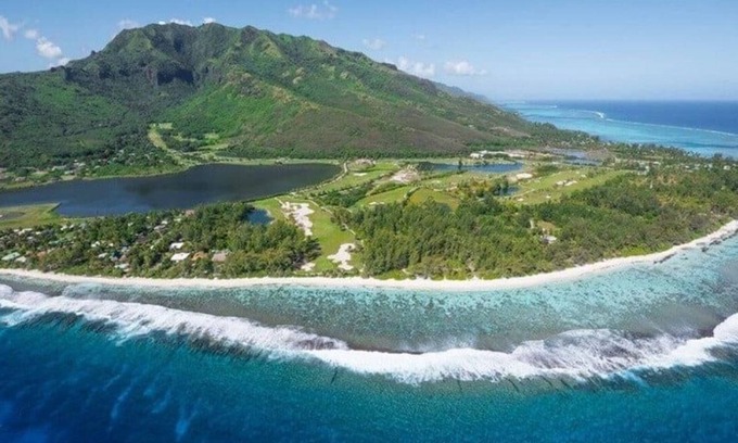 Temae House | Moorea Temae Villa Walking Distance Private Beach and Golf
