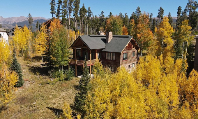Winter Park House | Moose Lodge with private hot tub