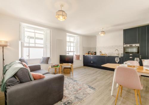 Looe Apartment | Mor Apartment