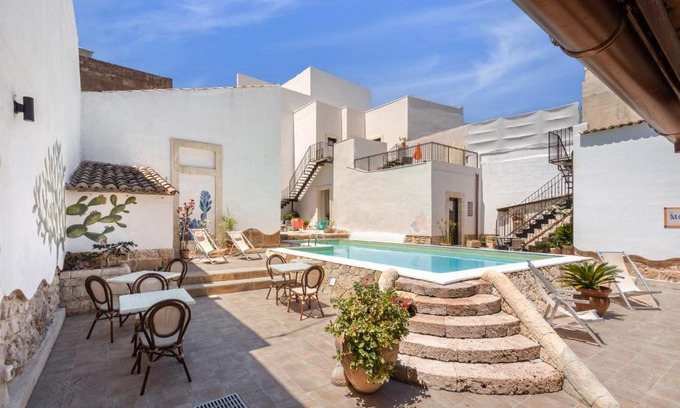 Avola Bed & Breakfast | Morfeo Charming Rooms & Relax