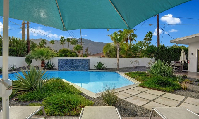 Palm Springs House | Morgan House - Mid-century stunner