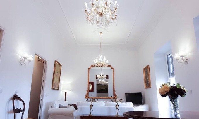 Jerez de la Frontera Old Town Apartment | Morla-Melgarejo palace house (100m2 apartment)