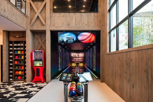 Reunion Villa | Morlando Space Mansion-TT469