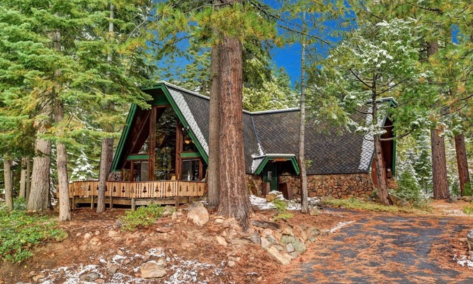 Carnelian Bay Cabin | Morway Cabin, Dog-Friendly