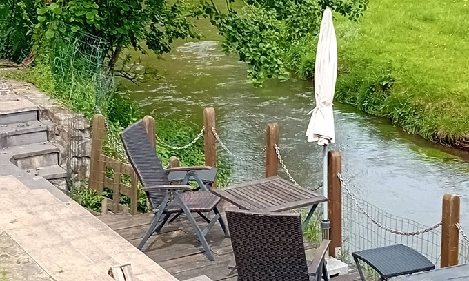 Kluesserath Apartment | Mosel FeWo 4-star between Trier & Bernkastel Kues direct access to the garden