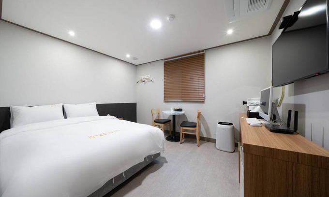 Yongin Hotel | Motel ∙ 2 guests