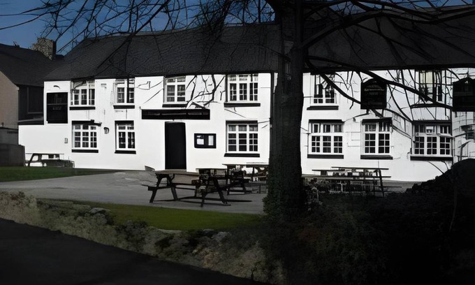 Llanarmon-yn-Ial House | Motel ∙ 4 guests