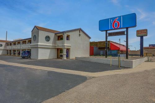 Clovis Hotel | Motel 6-Clovis, NM