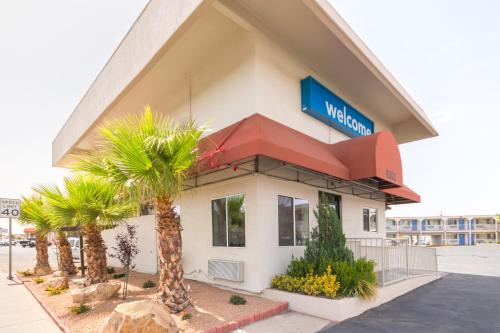 Biggs Field Hotel | Motel 6-El Paso, TX - Airport - Fort Bliss