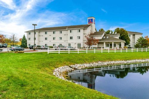 Fishers Hotel | Motel 6 Fishers, In - Indianapolis