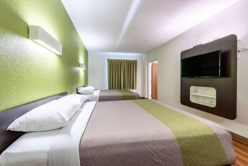 Mankato Hotel | Motel 6-Mankato, MN