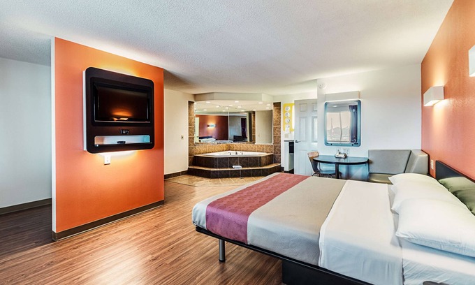 Potomac Hotel | Motel 6 Martinsburg, Wv