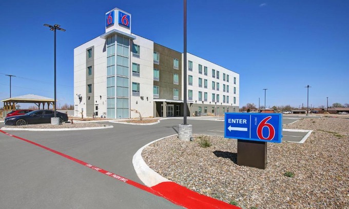 Monahans Hotel | Motel 6-Monahans, TX
