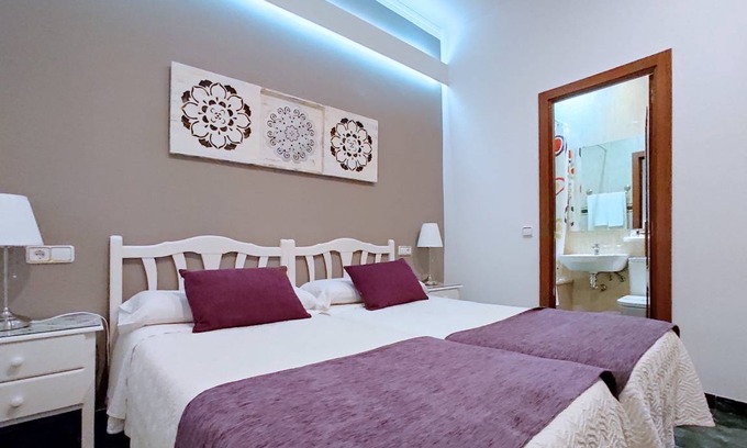 Golden Triangle of Art House | Motel ∙ 8 guests