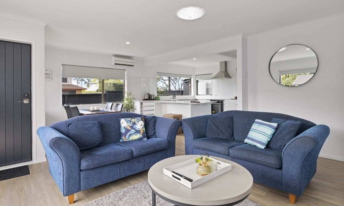 Omanu House | Mount Maunganui Getaway: Waitui Wonder House