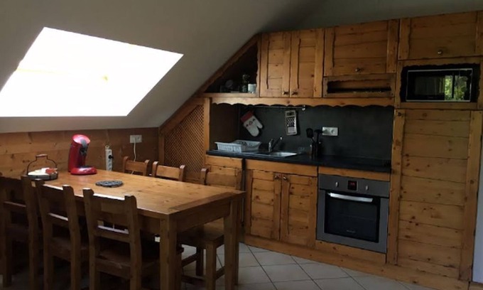 Saint-Gervais-les-Bains Apartment | Mountain apartment with character