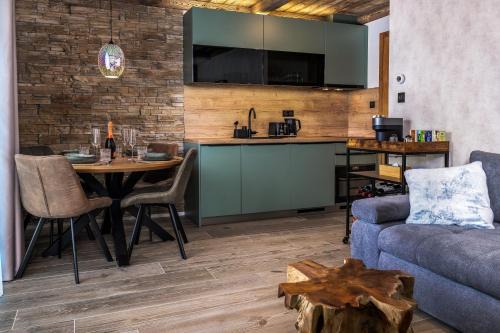 Harrachov Apartment | Mountain Apartment No 209-CORSO Harrachov, High Speed WI-FI, Ambilight smart TV, Netflix, YouTube, FREE parking, PRIVATE bike storage