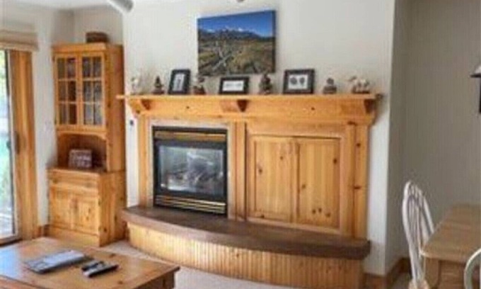 Driggs Condo | Mountain Breeze Retreat: Condo, Great for Large Families, Close to Targhee