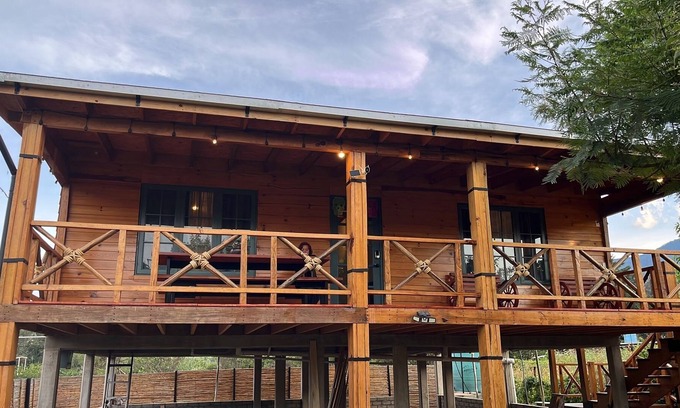 Agencia Municipal Santa Cruz Cabin | Mountain Cabin