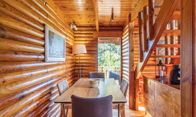 Wolseley Cabin | Mountain Cabin