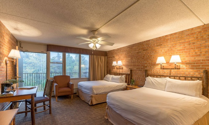 Snowmass Village Hotel | Mountain Chalet Snowmass