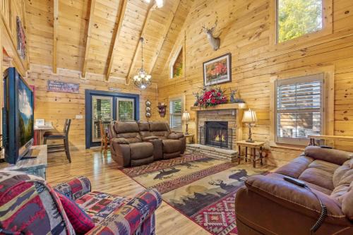 Pigeon Forge House | Mountain Charm