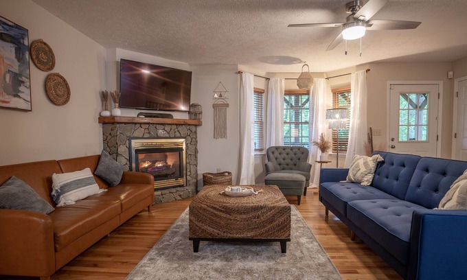 Blowing Rock Condo | Mountain Double Suite Retreat