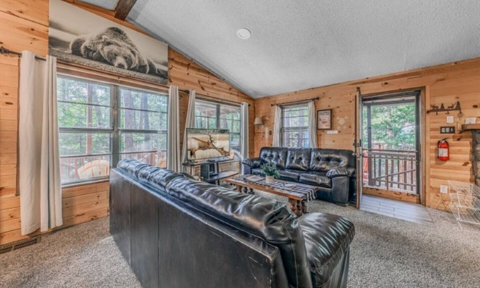 Ruidoso Cabin | Mountain Family Retreat | Upper Canyon Gem