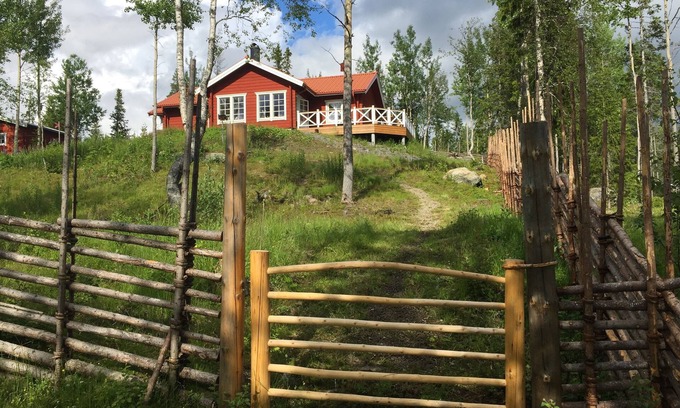 Undersaker Cabin | Mountain Getaway for Eight in Ottsjö, with lake views