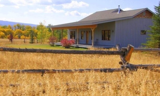 Driggs House | Mountain Greyporch-Relax and Enjoy