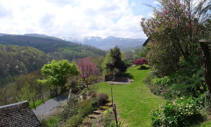 Astugue House | Mountain house comfortable, large terrace facing south, exceptional view