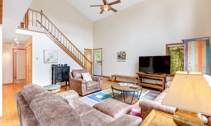Willowbrook Meadows House | Mountain House + Loft w/Free WiFi, Enclosed Patio, Gas Grill, Cable