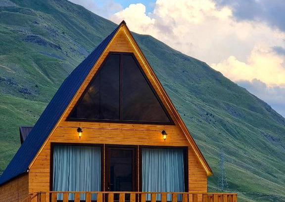 Ach'khoti Ski Chalet | Mountain hut in Kazbegi