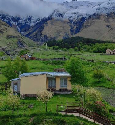 Stepantsminda Apartment | Mountain KAZBEGI Apartment