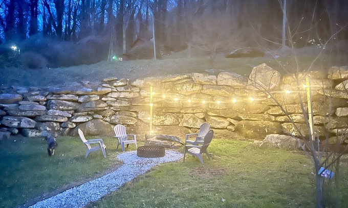 Bat Cave Cottage | Mountain Laurel Cottage ~ Bat Cave North Carolina RELAX, REFRESH, RENEW!