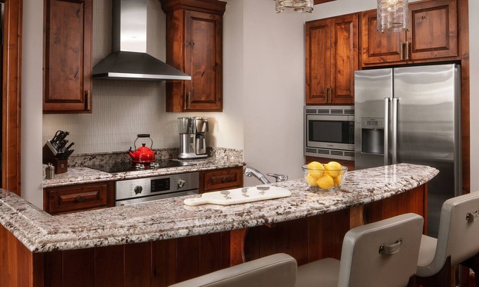 Vail Condo | Mountain Luxury @ Ritz Carlton Club Vail - Steps to World Cass Skiing!