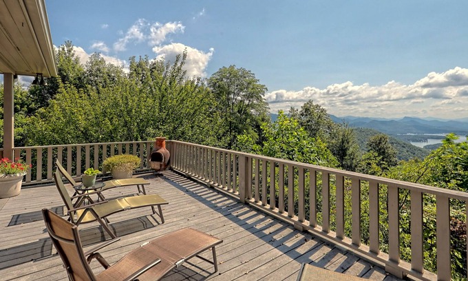 Hayesville House | Mountain Melody/Panoramic views NO PETS