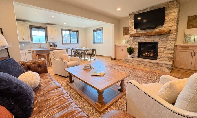 Driggs House | Mountain Modern Guest House w/Teton Views + A/C