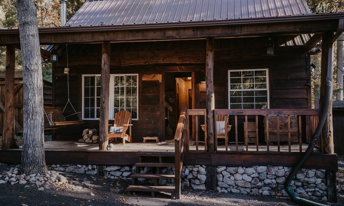 Upper Tract Cabin | Mountain Momma Hideaway