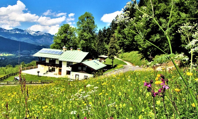 Schoenau am Koenigssee Apartment | Mountain panorama with a view of the valley, totally alpine pasture landscape
