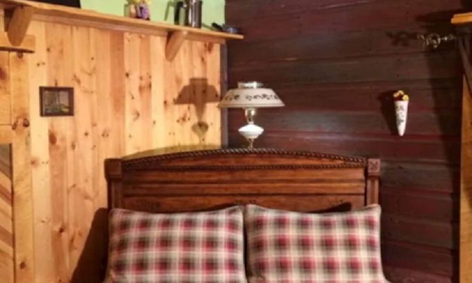 Hill City Cabin | Mountain Peaks Inn, ELKHORN MOUNTAIN SUITE, Downtown Hill City
