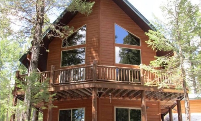 Rea Cabin | Mountain Pines Luxury Cabin 3 Bedrms+Hot Tub+WiFi