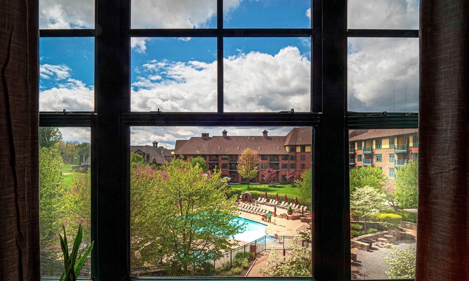 Vernon Condo | Mountain Resort | Pool | Hot Tubs | Gym | Café | Wineries | Hiking | 308