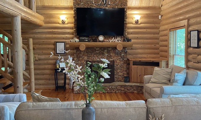 Wedowee House | Mountain Retreat Home on the Lake w/Kayaks