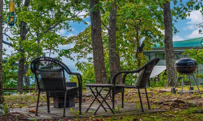 Mentone House | Mountain Retreat! Ruby's Roost Home & Loft